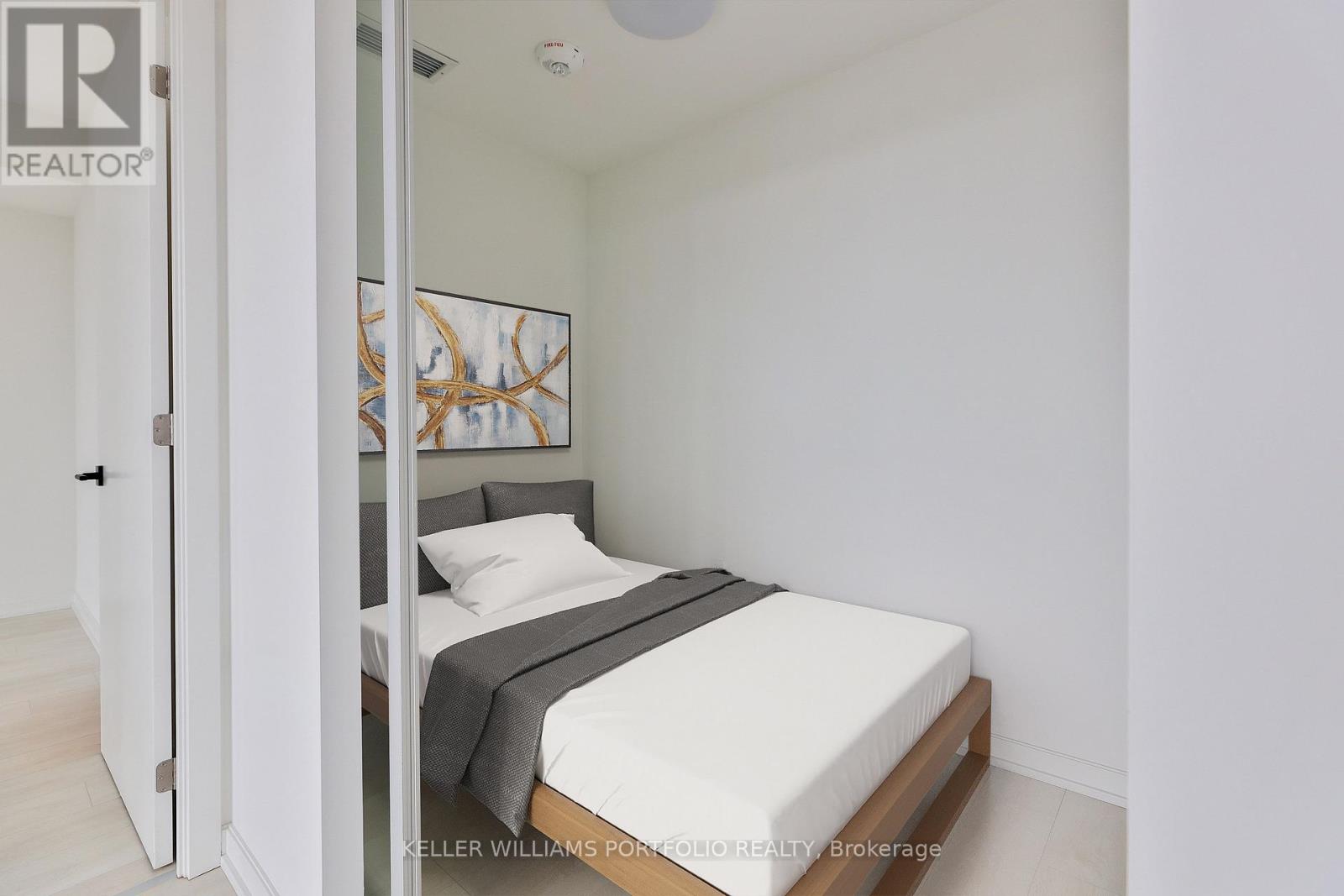 2406 - 1285 Dupont Street, Toronto, Ontario  M6H 0E3 - Photo 9 - W13777766