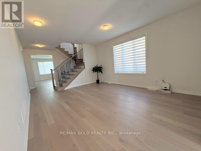 41 Tapscott Crescent, Brampton, Ontario  L7C 0Z4 - Photo 2 - W13777784