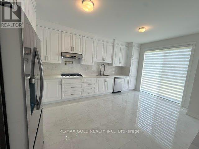 41 Tapscott Crescent, Brampton, Ontario  L7C 0Z4 - Photo 7 - W13777784