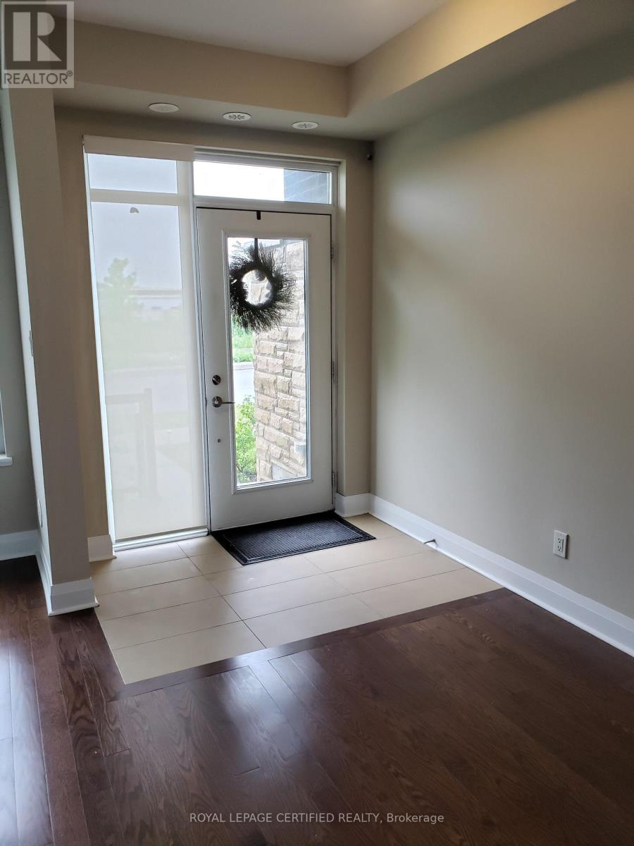 3 - 160 Little Creek Road, Mississauga, Ontario  L5R 0E9 - Photo 2 - W13776366