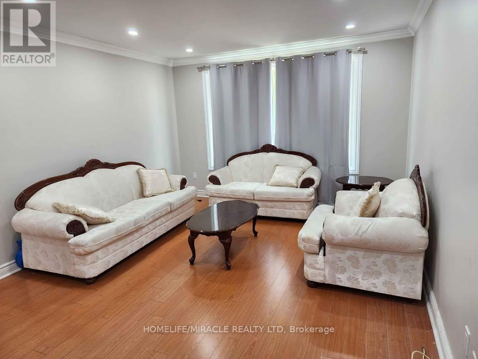 26 Blueberry Drive, Hamilton, Ontario  L8E 4S1 - Photo 3 - X13777748