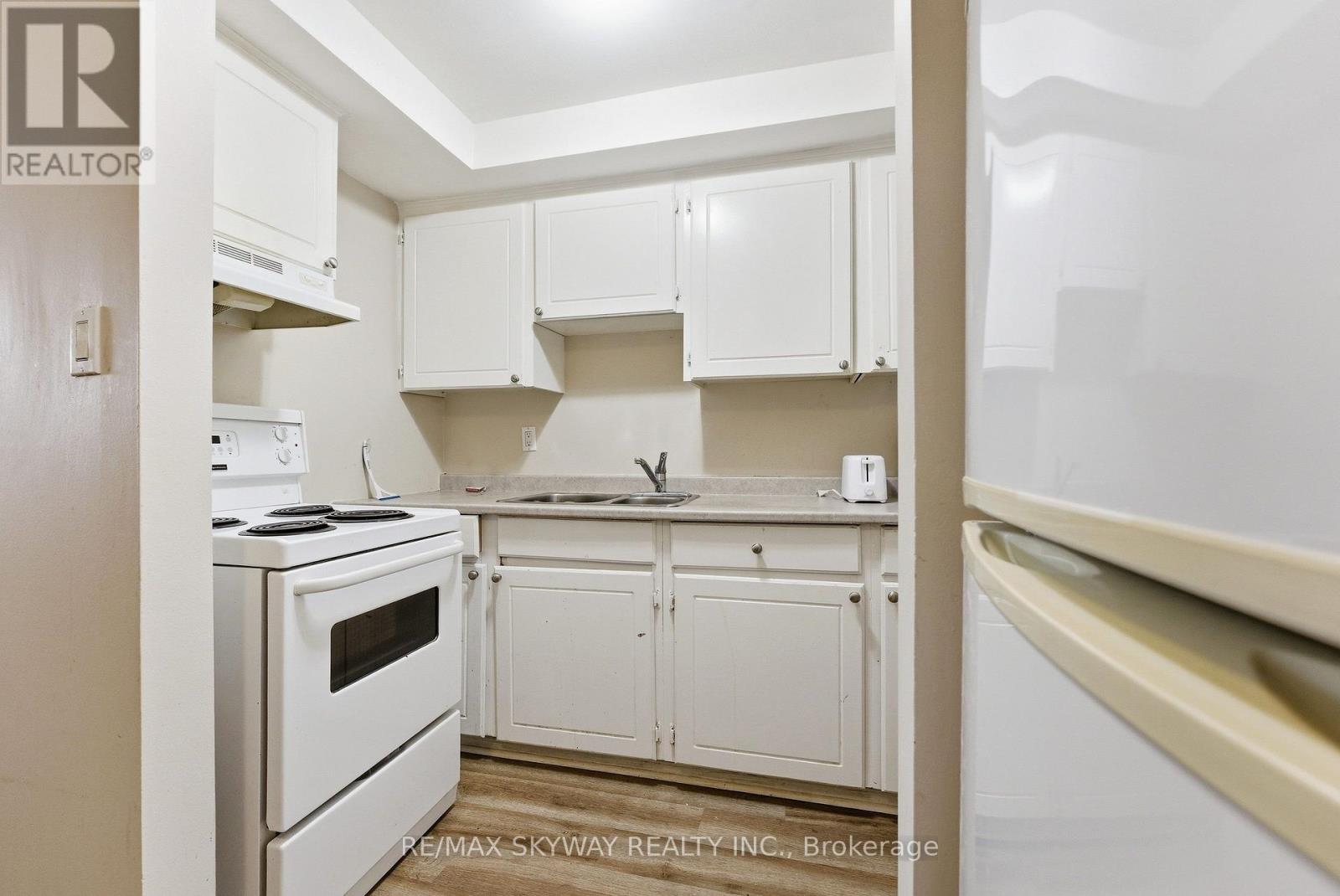 103 - 25 College Street E, Belleville, Ontario  K8P 2E3 - Photo 18 - X13777796