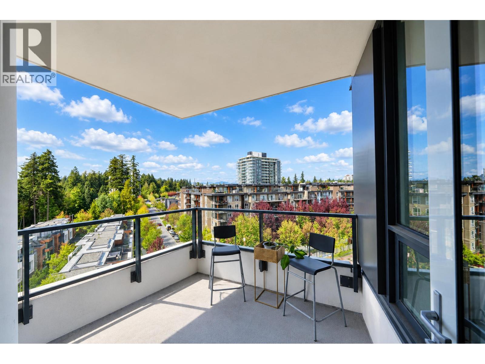 Listing Picture 26 of 27 : 902 3533 ROSS DRIVE, Vancouver / 溫哥華 - 魯藝地產 Yvonne Lu Group - MLS Medallion Club Member