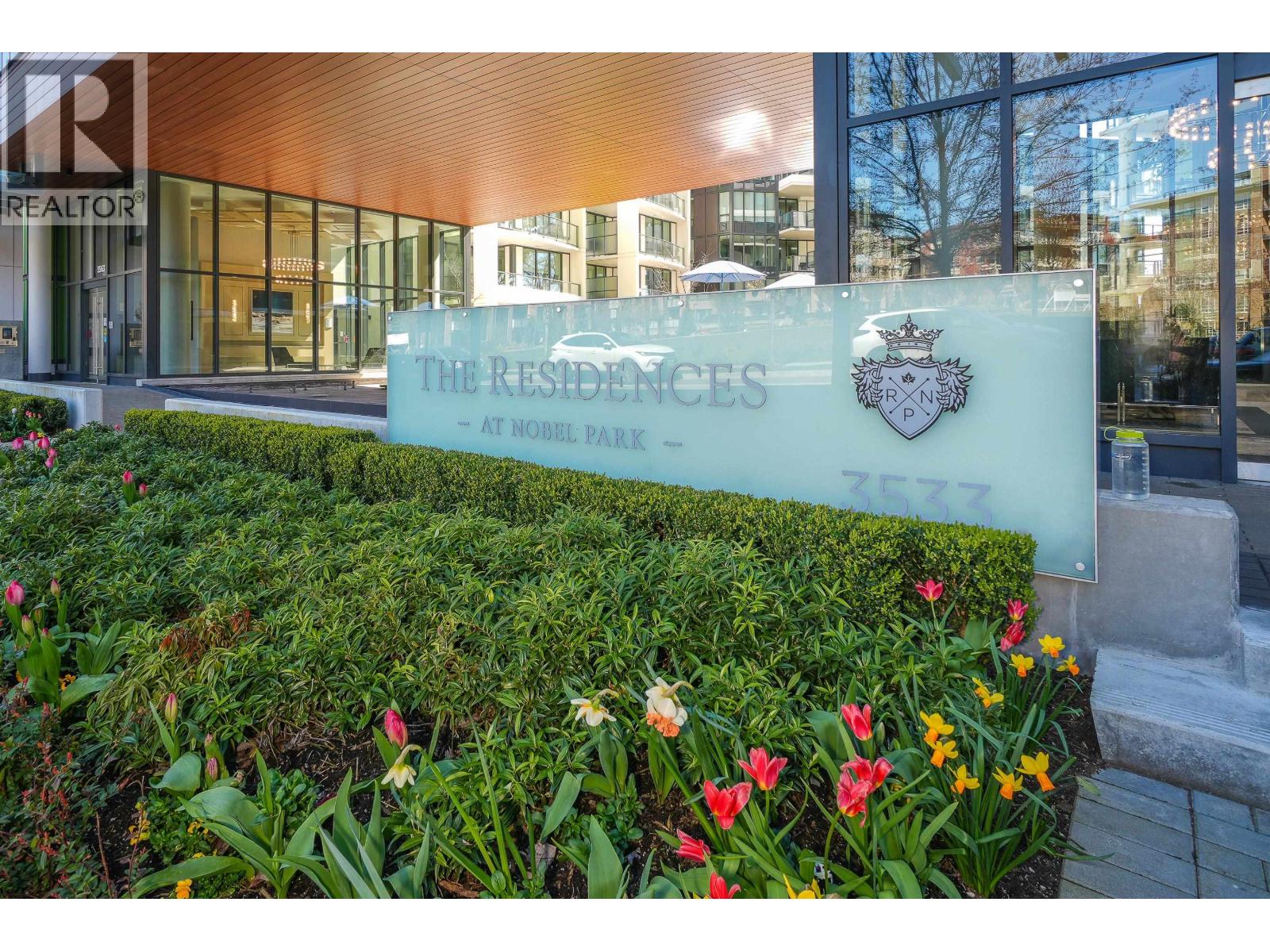 902 3533 ROSS DRIVE, vancouver, British Columbia
