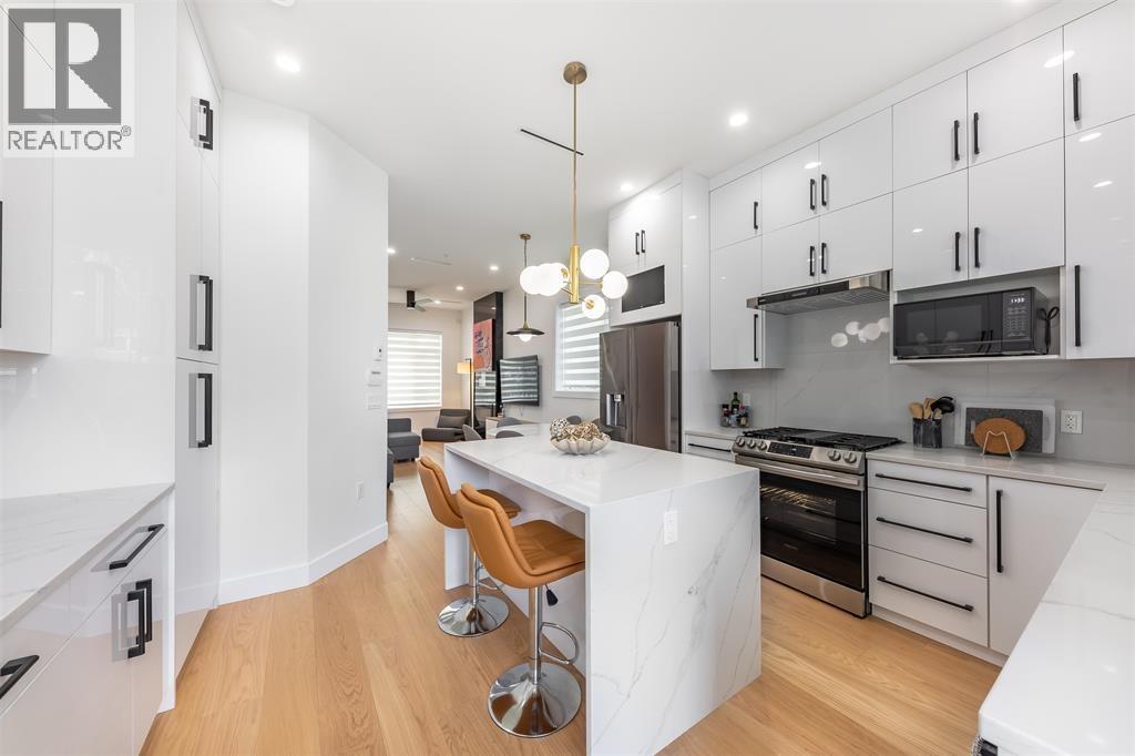 2975 E 42nd Avenue, Vancouver, British Columbia  V5R 2Y6 - Photo 16 - R3162698
