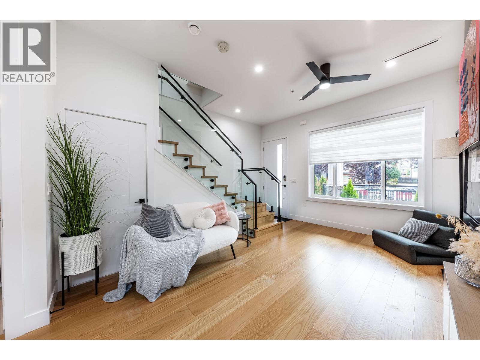 2975 E 42nd Avenue, Vancouver, British Columbia  V5R 2Y6 - Photo 10 - R3162698