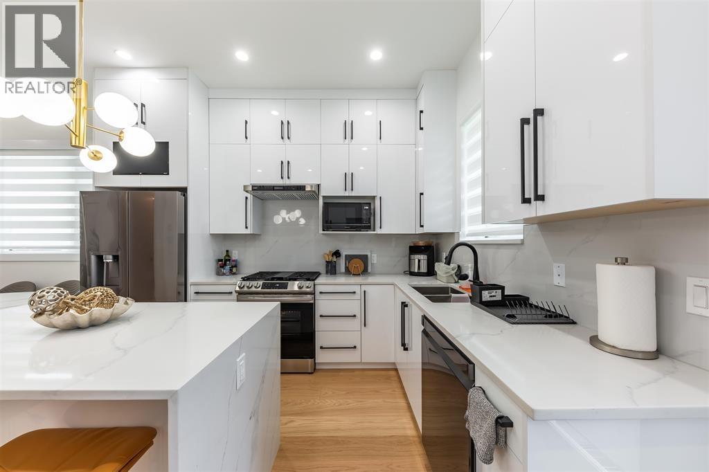 2975 E 42nd Avenue, Vancouver, British Columbia  V5R 2Y6 - Photo 13 - R3162698