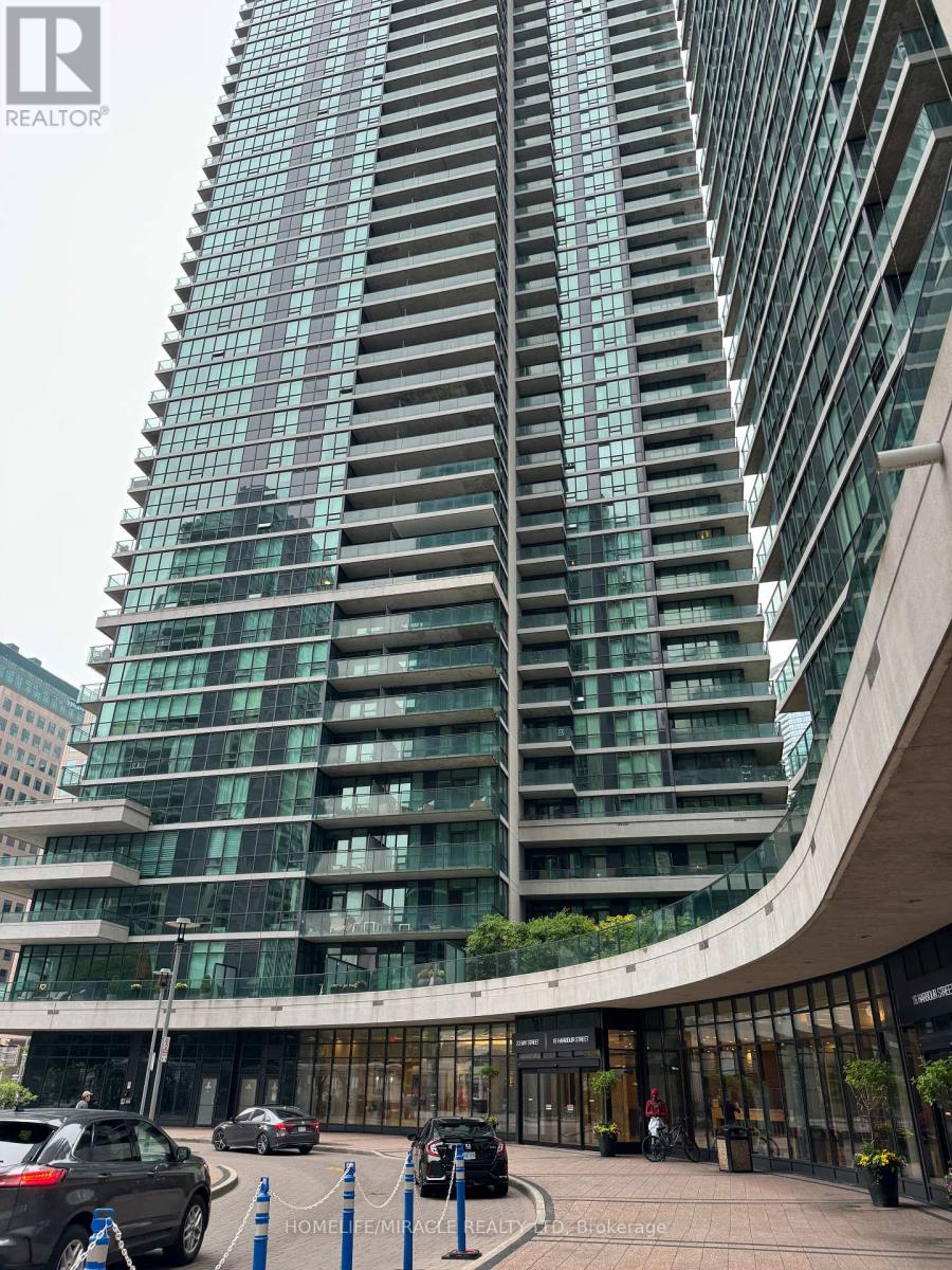 3702 - 33 BAY STREET, Toronto, Ontario