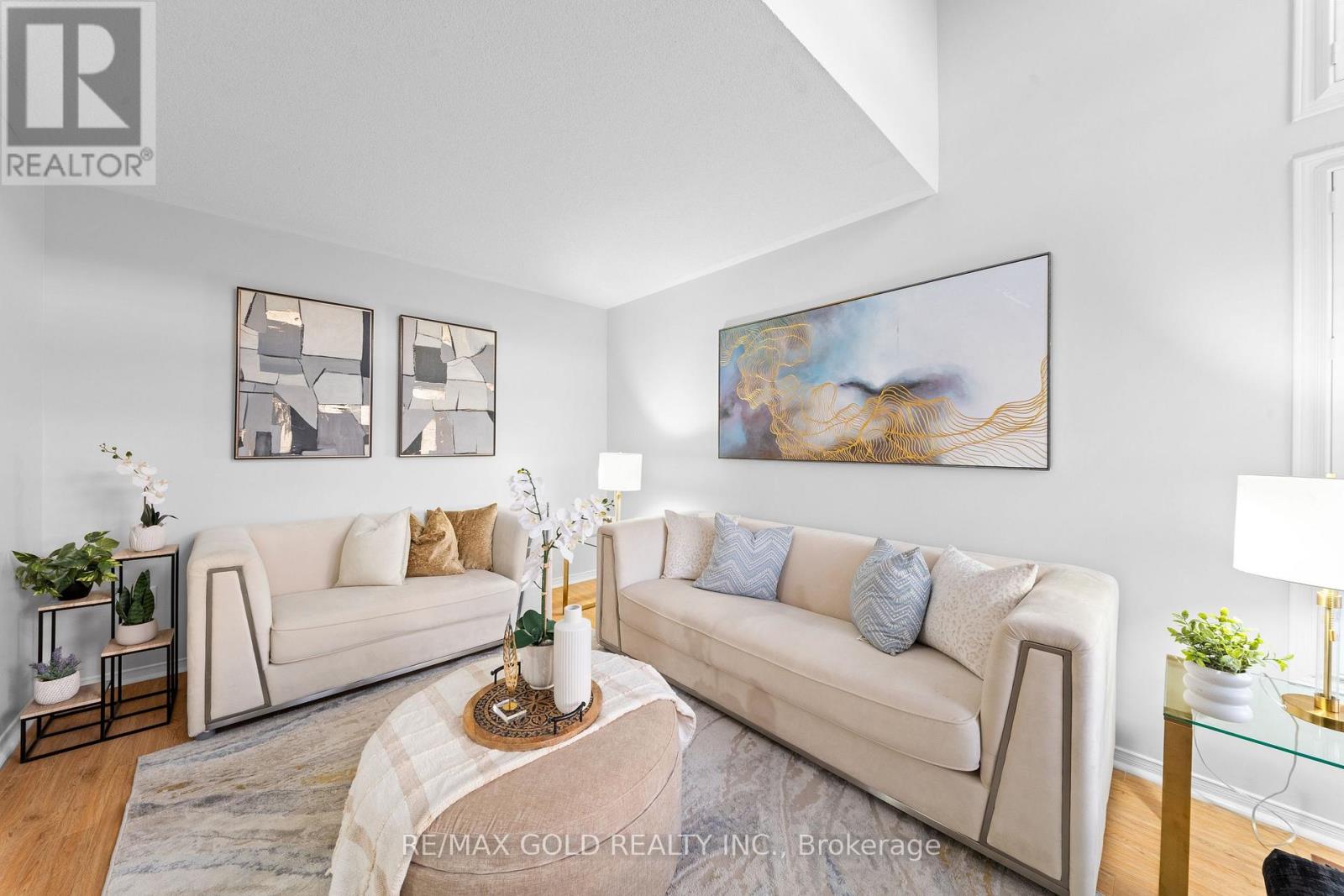 9 Squirreltail Way, Brampton, Ontario  L6R 1X4 - Photo 8 - W13777520