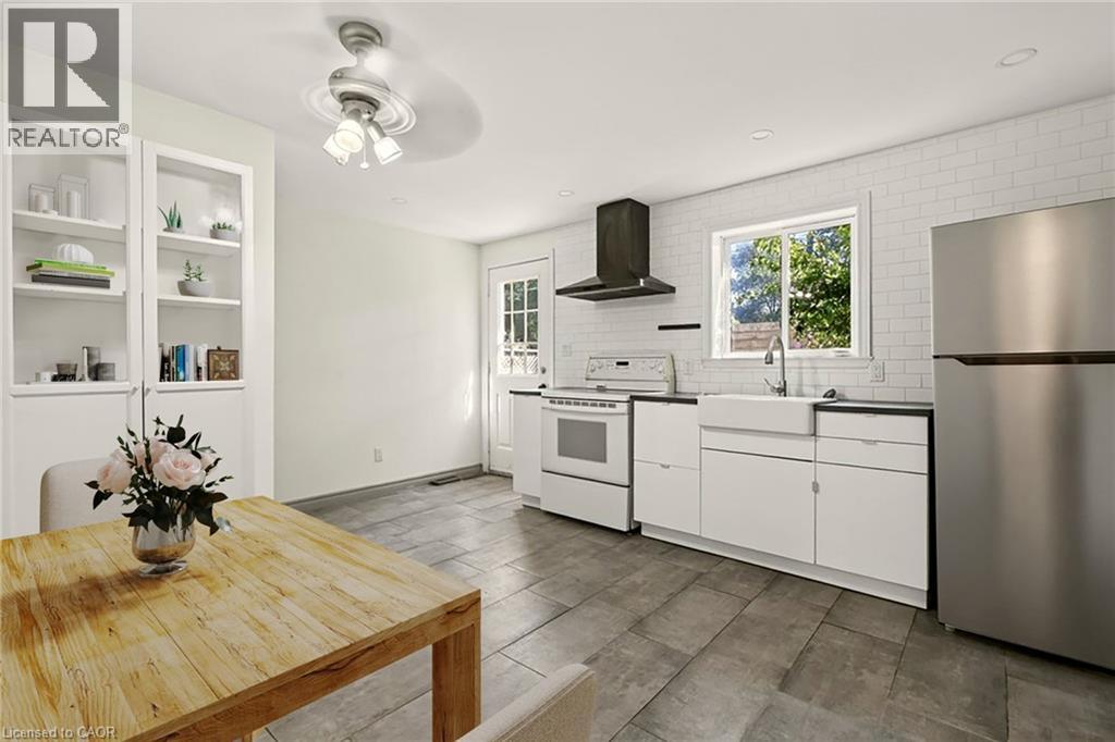 146 Barnesdale Avenue N, Hamilton, Ontario  L8L 6T2 - Photo 12 - 40862814