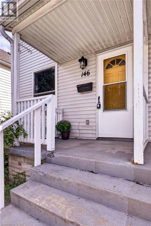 146 Barnesdale Avenue N, Hamilton, Ontario  L8L 6T2 - Photo 3 - 40862814