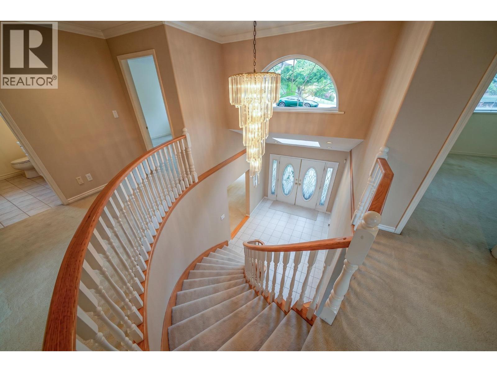 7586 Sequoia Road, Burnaby, British Columbia  V3N 4W9 - Photo 24 - R3163100