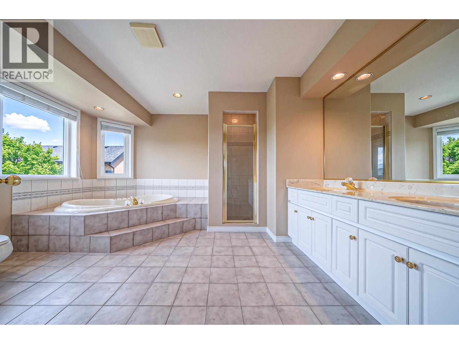 7586 Sequoia Road, Burnaby, British Columbia  V3N 4W9 - Photo 26 - R3163100