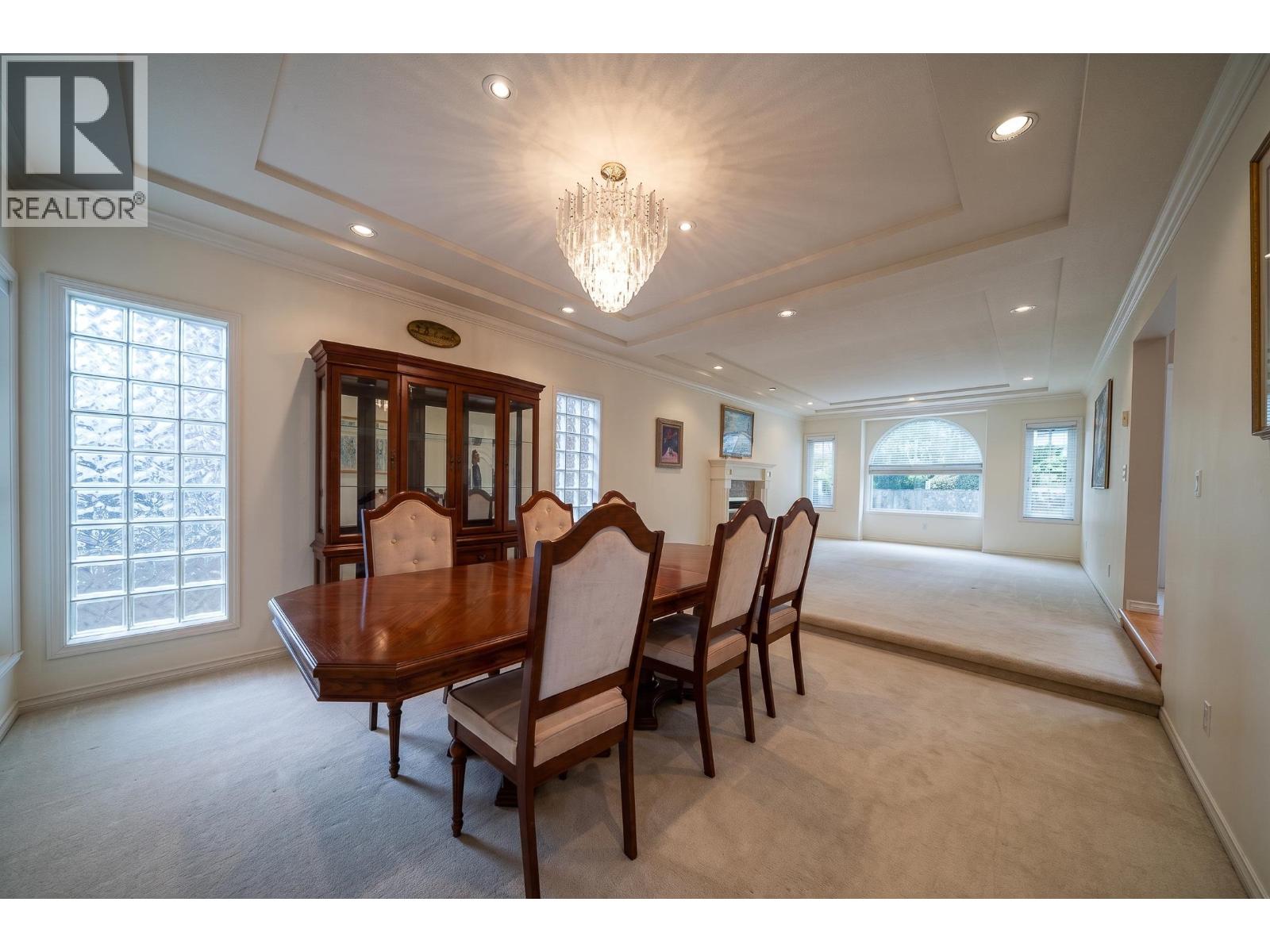 7586 Sequoia Road, Burnaby, British Columbia  V3N 4W9 - Photo 12 - R3163100