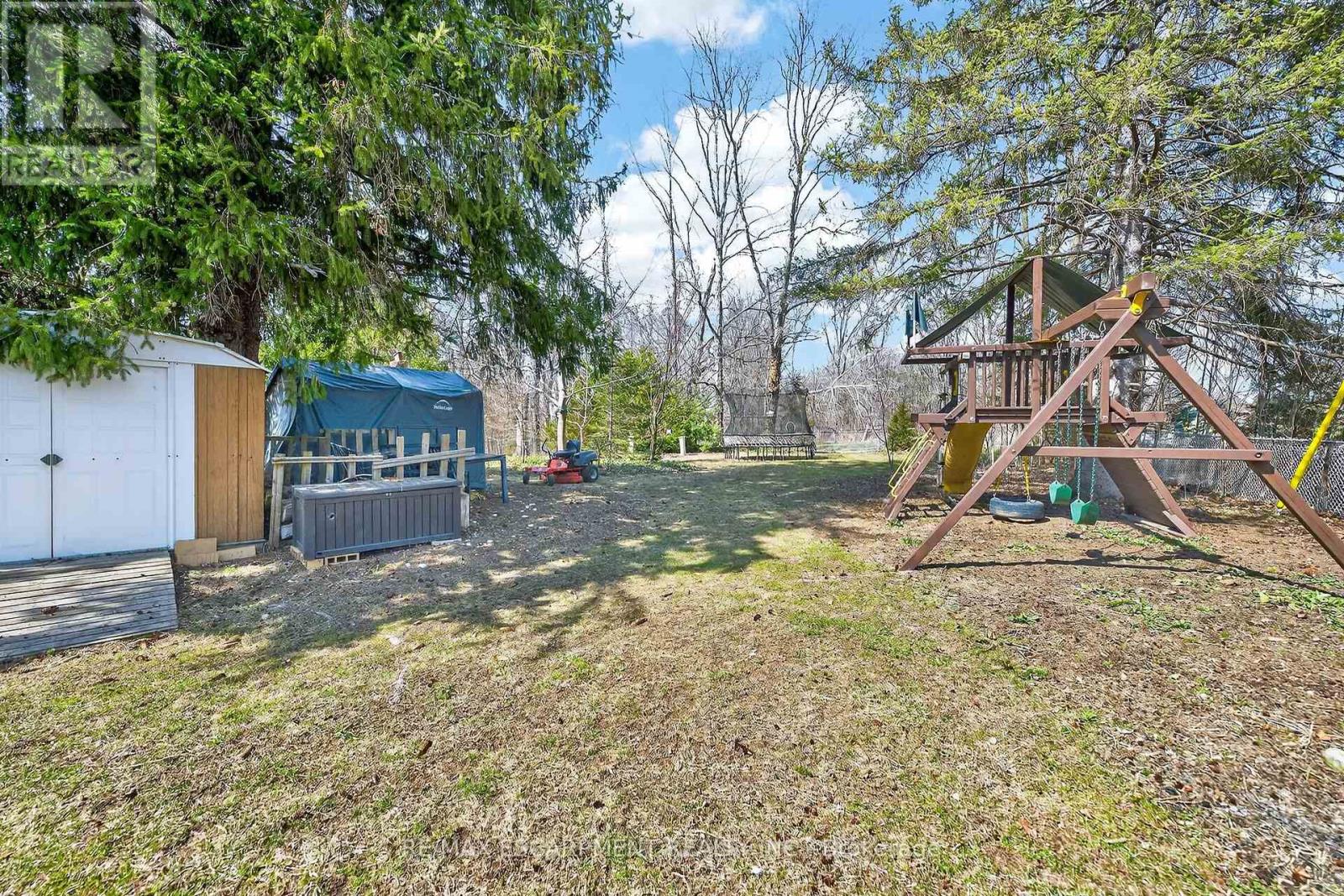 360 Johnson Road, Brantford, Ontario N3T 5M1 - Photo 28 - X13777798