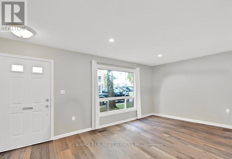 10 Gibson Place, St. Catharines, Ontario  L2R 1N7 - Photo 4 - X13777802