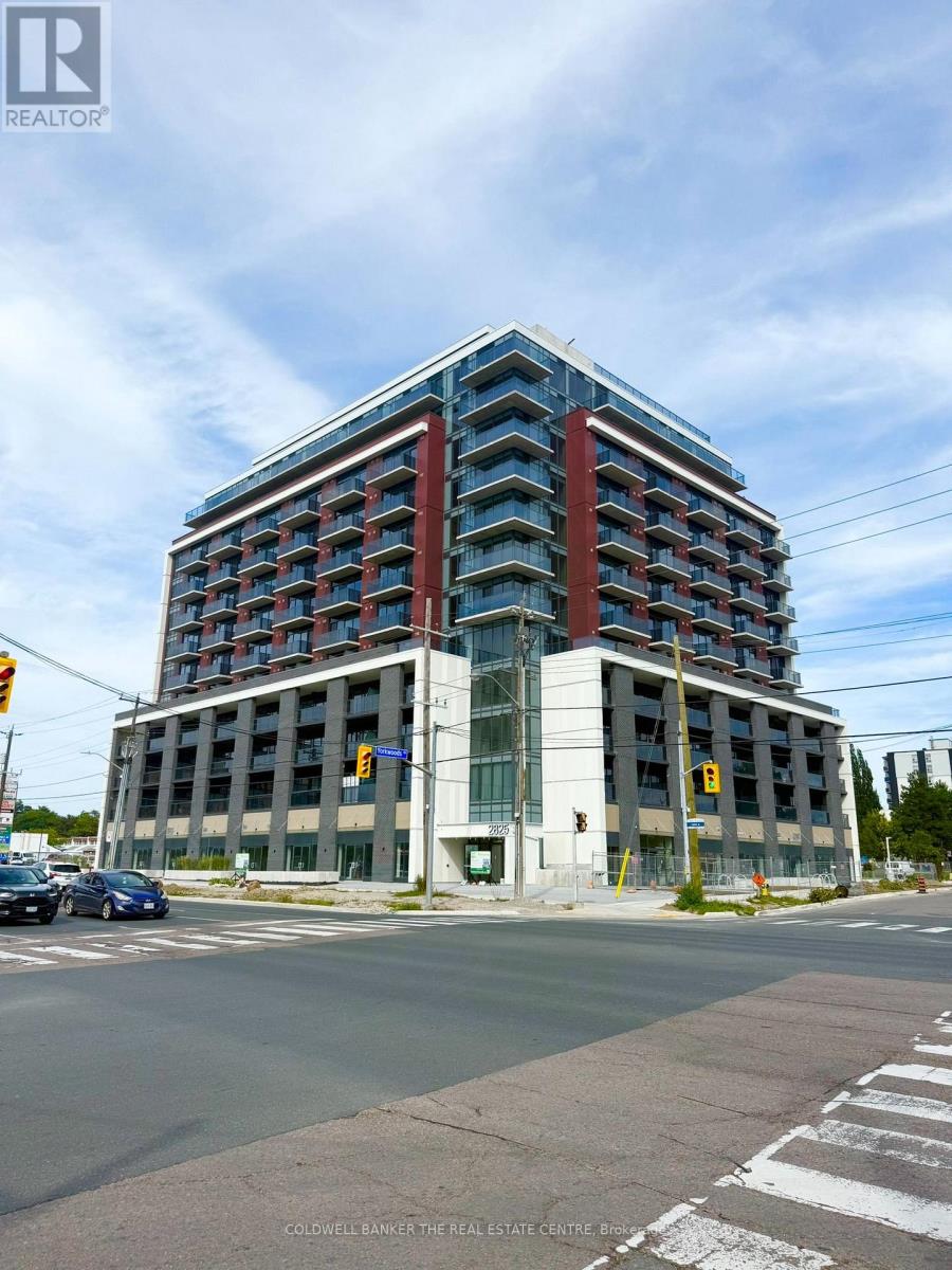 302 - 2839 JANE STREET, Toronto, Ontario