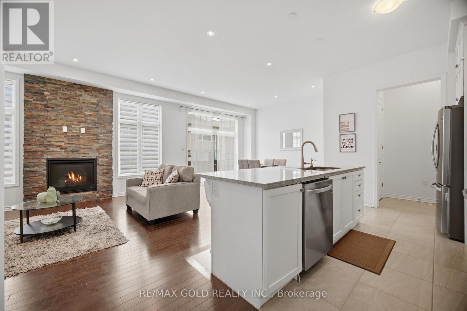 526 Kennedy Circle, Milton, Ontario  L9E 1P9 - Photo 14 - W13777774
