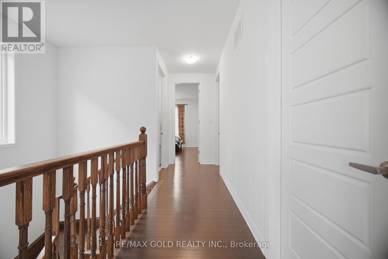 526 Kennedy Circle, Milton, Ontario  L9E 1P9 - Photo 26 - W13777774