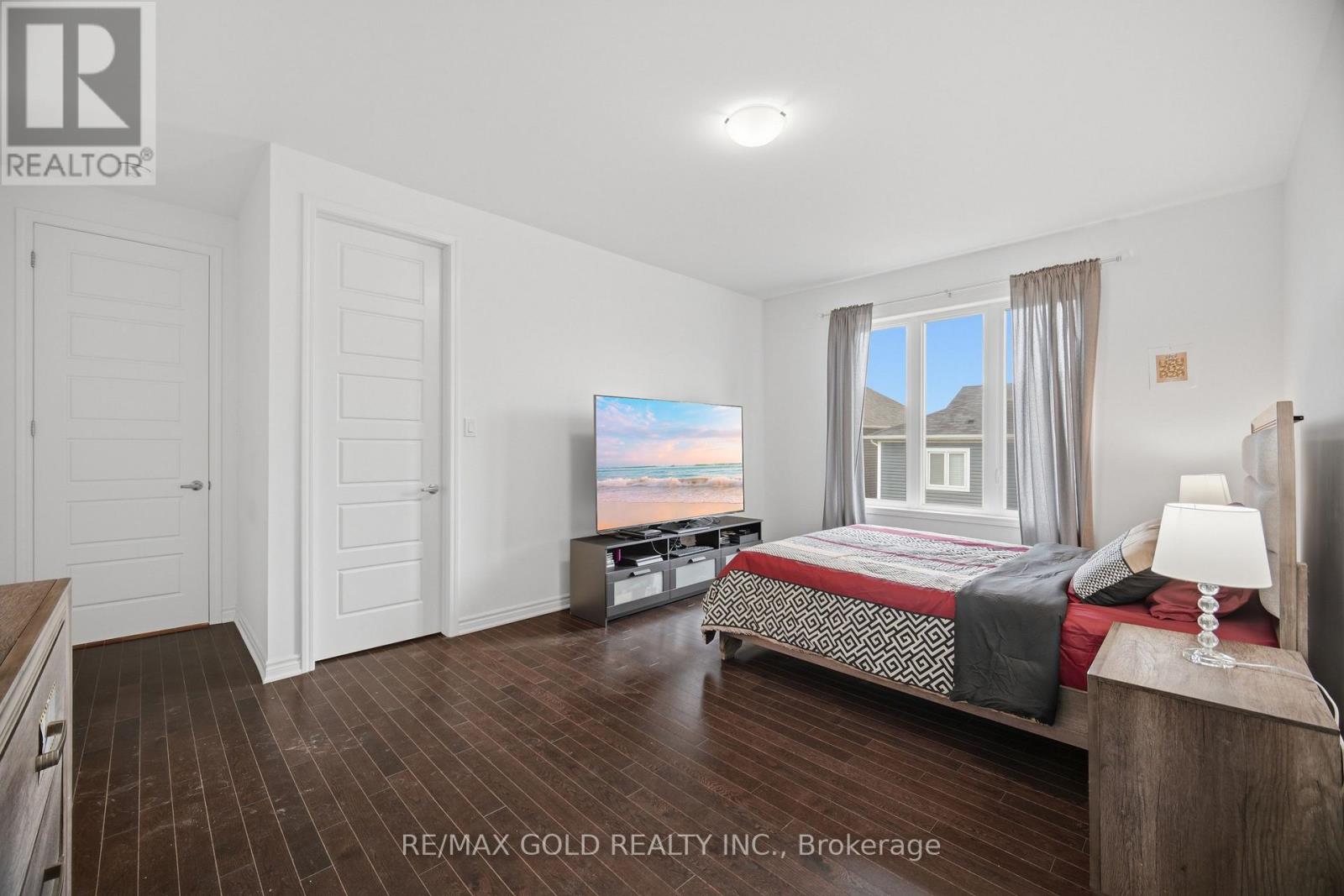 526 Kennedy Circle, Milton, Ontario  L9E 1P9 - Photo 28 - W13777774