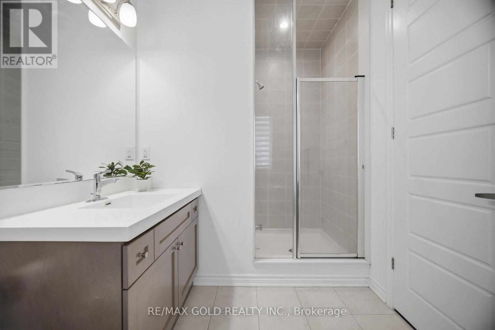 526 Kennedy Circle, Milton, Ontario  L9E 1P9 - Photo 31 - W13777774