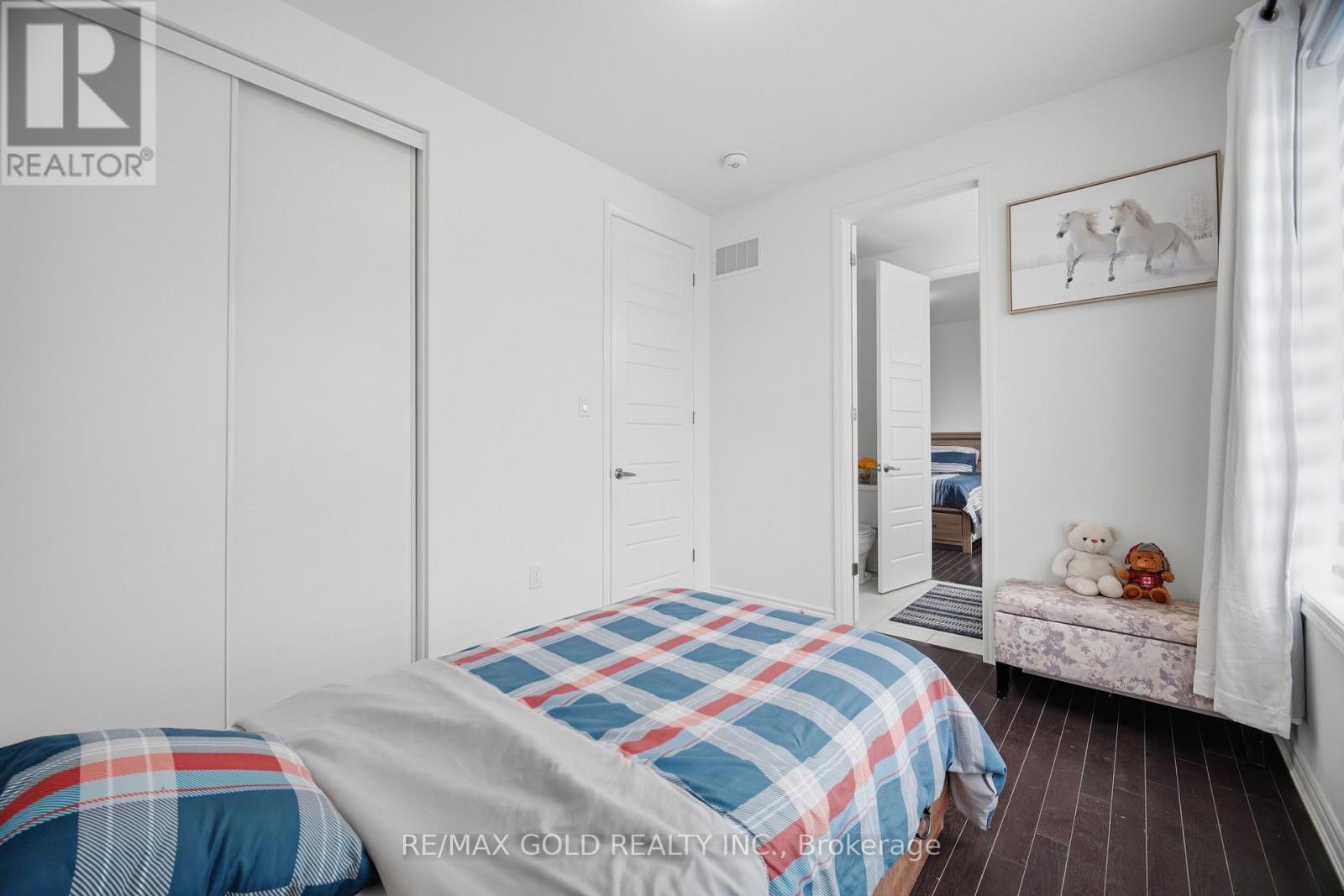 526 Kennedy Circle, Milton, Ontario  L9E 1P9 - Photo 40 - W13777774