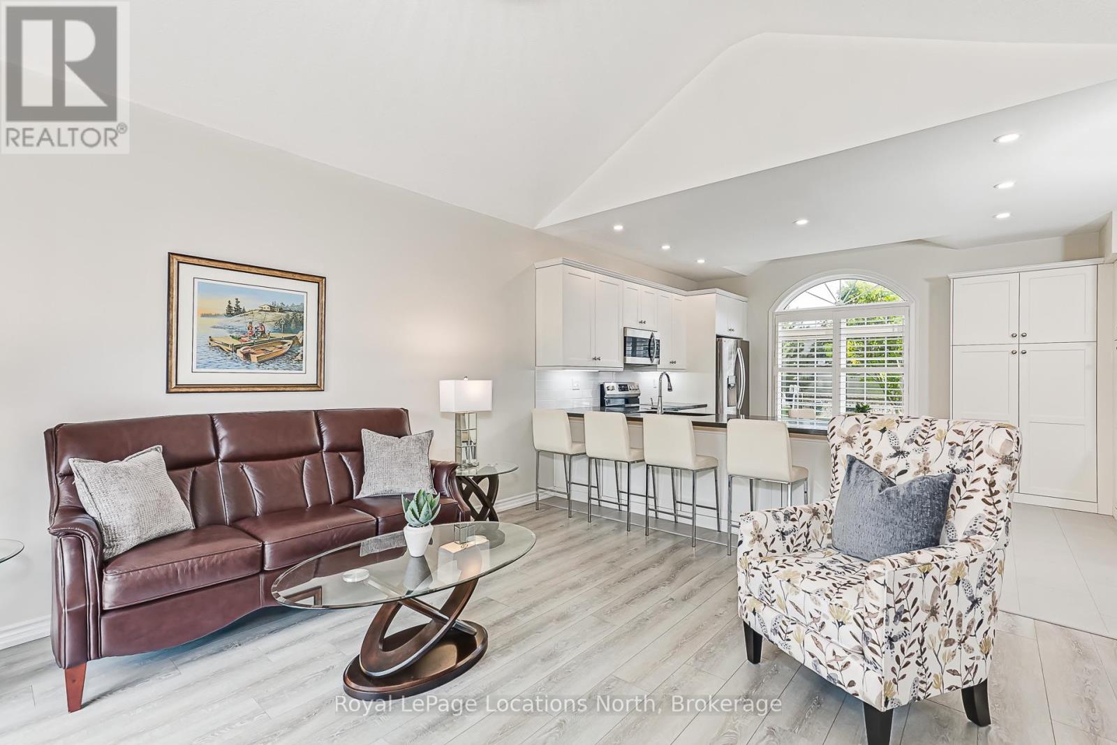 14 Clubhouse Drive, Collingwood, Ontario  L9Y 4Z6 - Photo 12 - S13777836