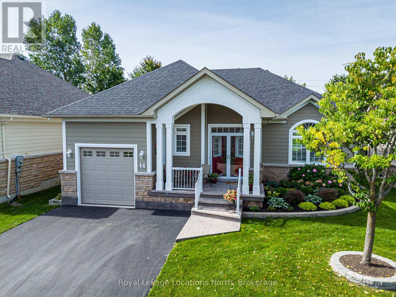 14 Clubhouse Drive, Collingwood, Ontario  L9Y 4Z6 - Photo 2 - S13777836