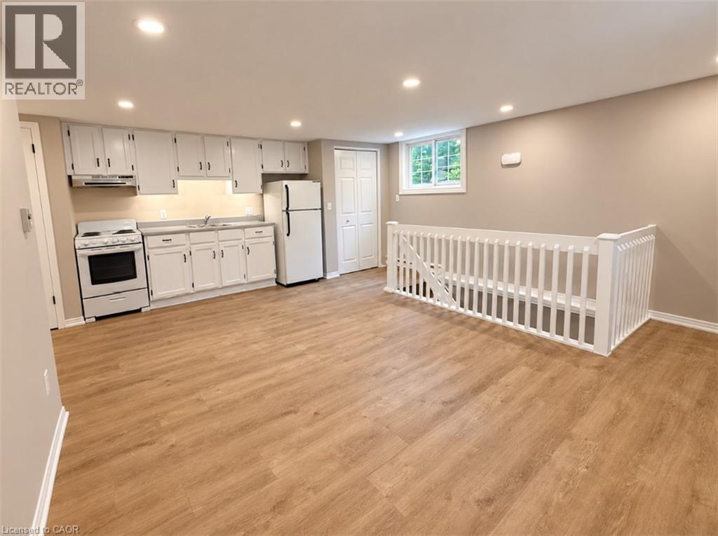 347 W King Street, Dundas, Ontario  L9H 1W8 - Photo 4 - 40862695