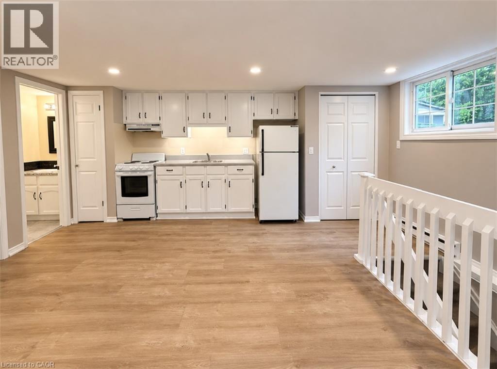 347 W King Street, Dundas, Ontario  L9H 1W8 - Photo 5 - 40862695
