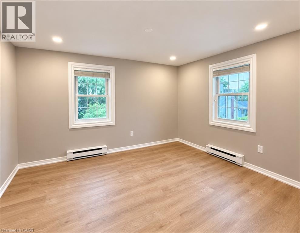 347 W King Street, Dundas, Ontario  L9H 1W8 - Photo 7 - 40862695