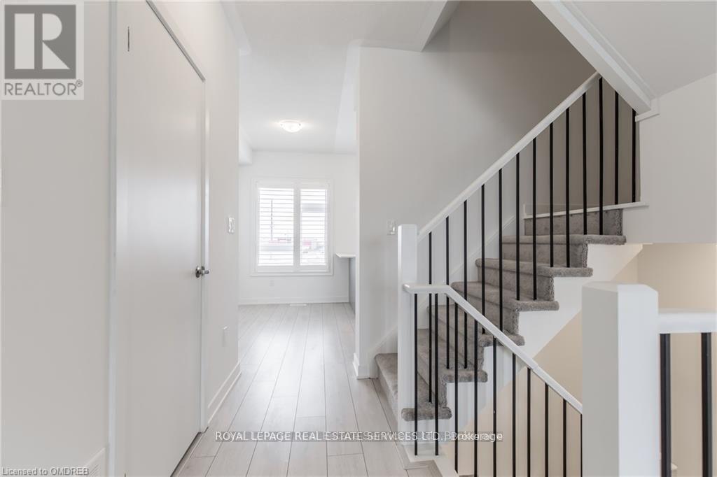 3047 Cherry Blossom, Burlington, Ontario  L7M 2A9 - Photo 10 - W13777838