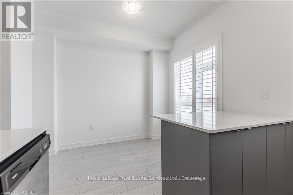3047 Cherry Blossom, Burlington, Ontario  L7M 2A9 - Photo 16 - W13777838