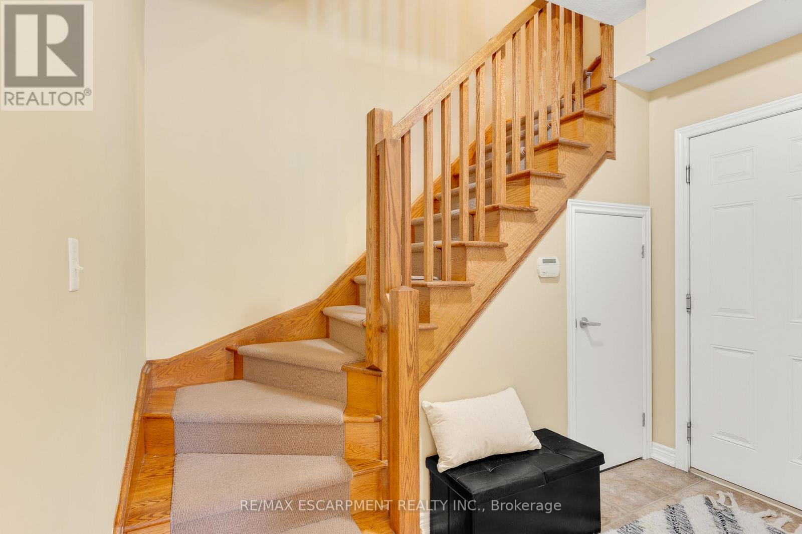 628 Brain Common, Burlington, Ontario  L7L 0E3 - Photo 7 - W13777850