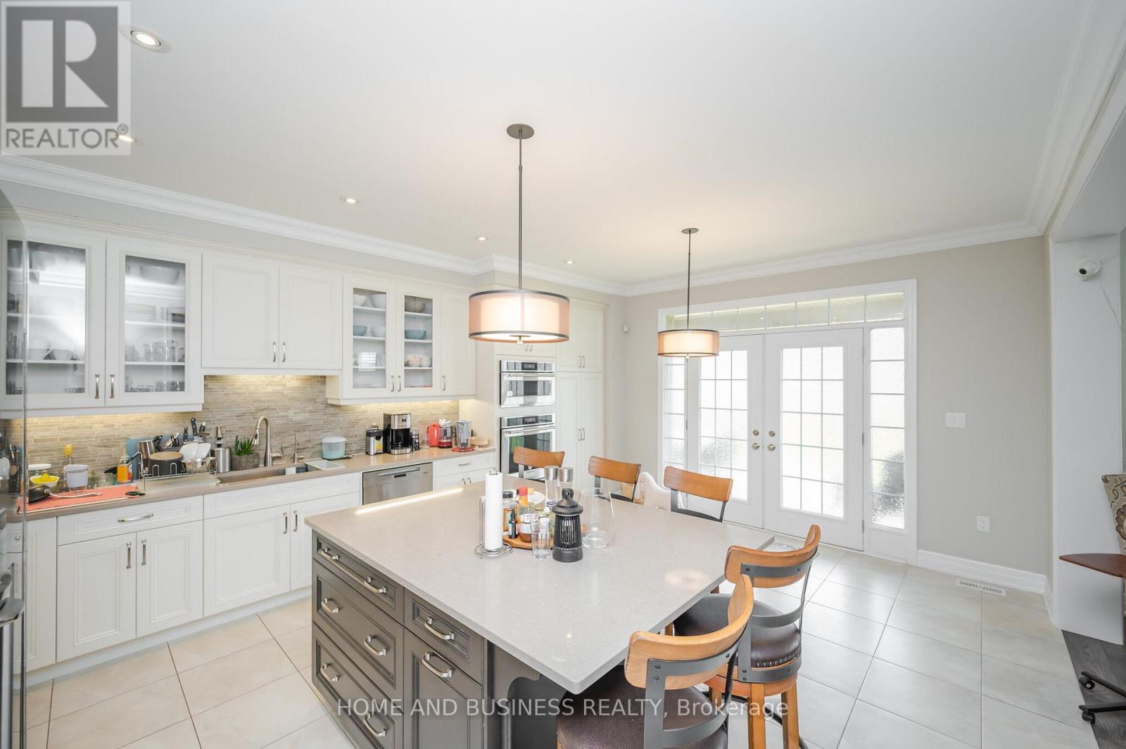 3357 Mintwood Circle, Oakville, Ontario  L6H 0N6 - Photo 11 - W13777862