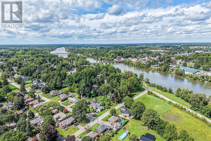 149 Berwick Street, Haldimand, Ontario  N3W 1E6 - Photo 43 - X13777834