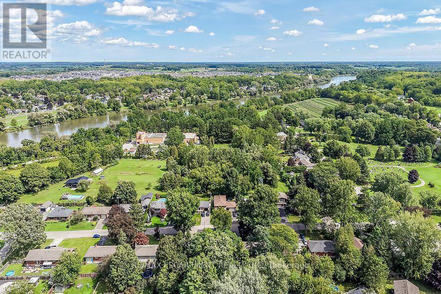 149 Berwick Street, Haldimand, Ontario  N3W 1E6 - Photo 45 - X13777834
