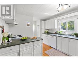 9 SPRUCE GLEN ROAD, Huntsville, Ontario
