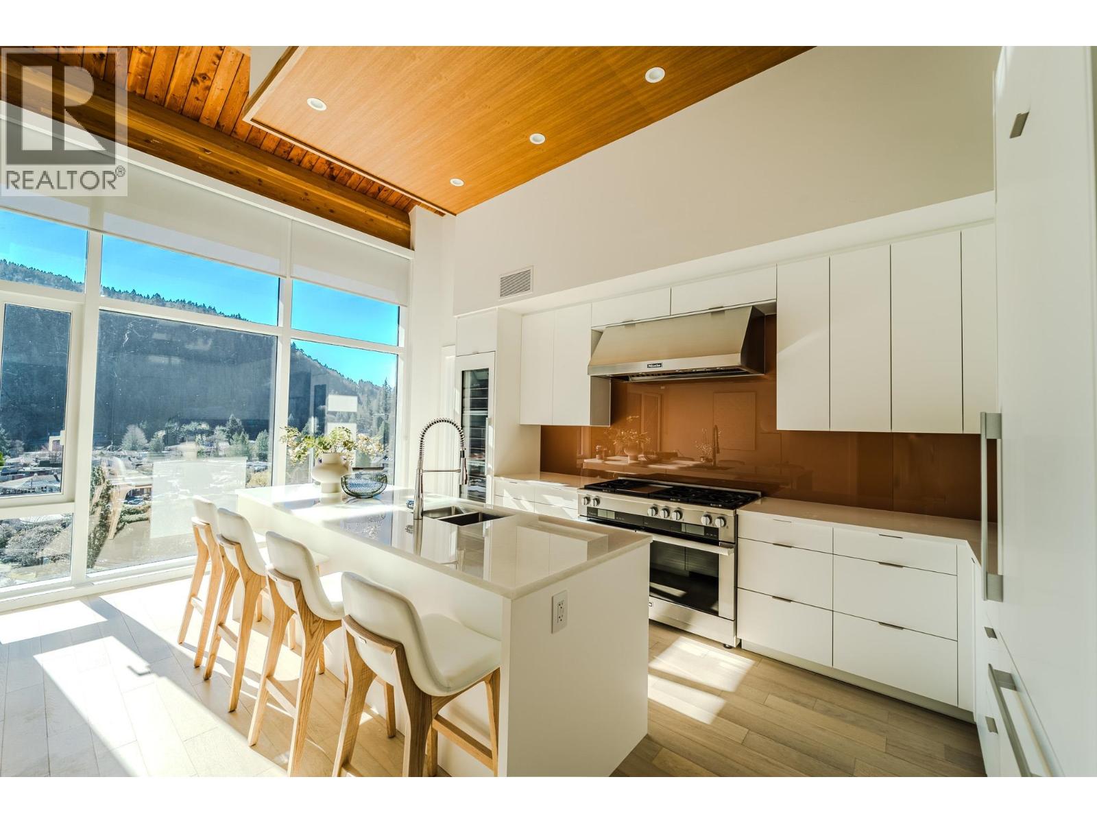 901 6687 Nelson Avenue, West Vancouver, British Columbia  V7W 2B2 - Photo 4 - R3164203