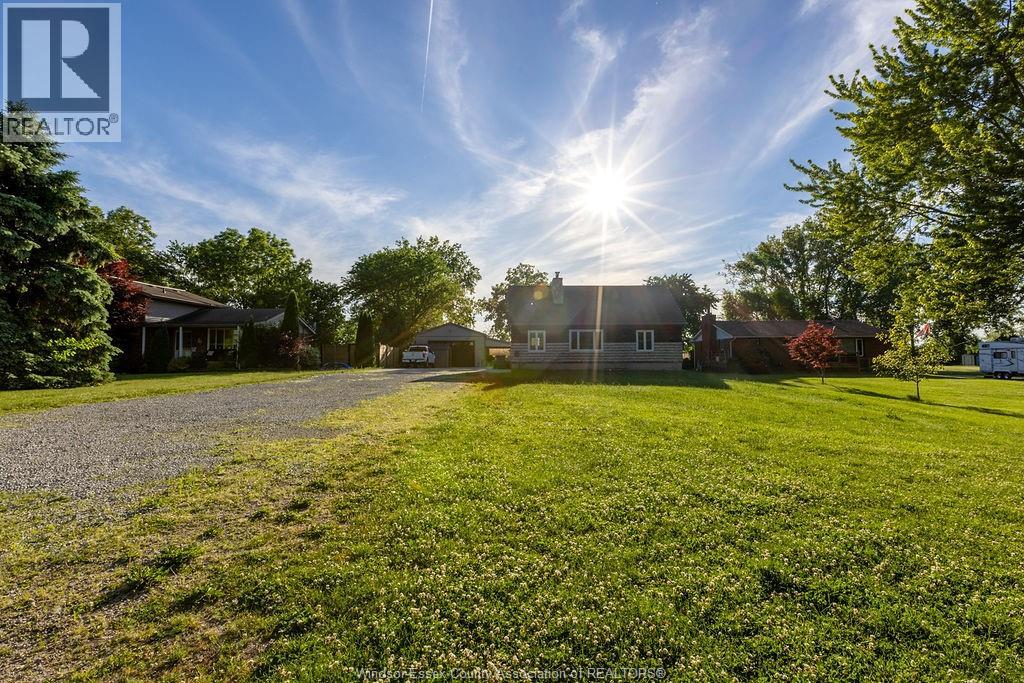 2040 Front Road North, Amherstburg, Ontario  N9V 3R3 - Photo 4 - 26022407