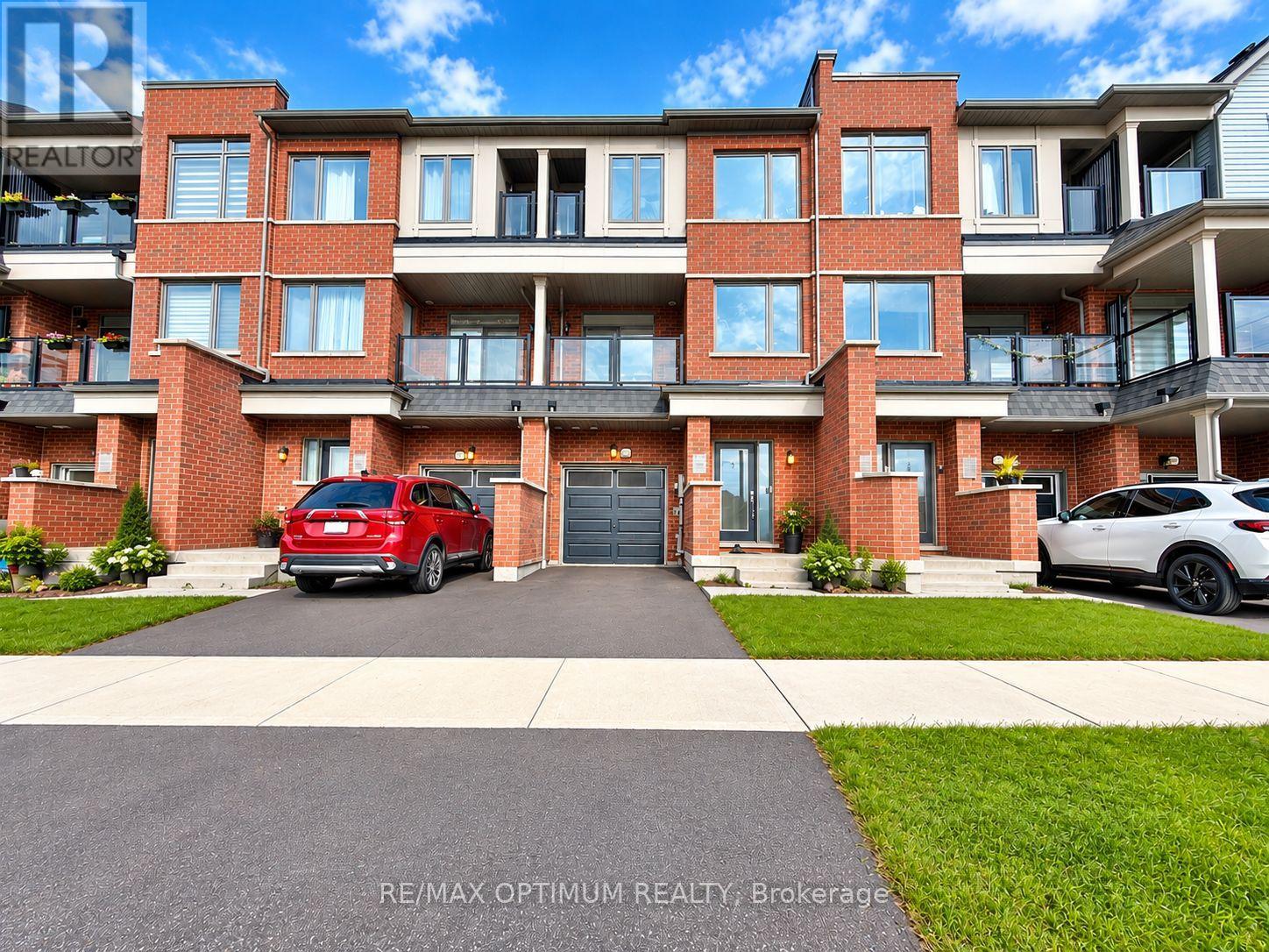 2004 Cameron Lott Crescent, Oshawa, Ontario  L1L 0S1 - Photo 3 - E13776168
