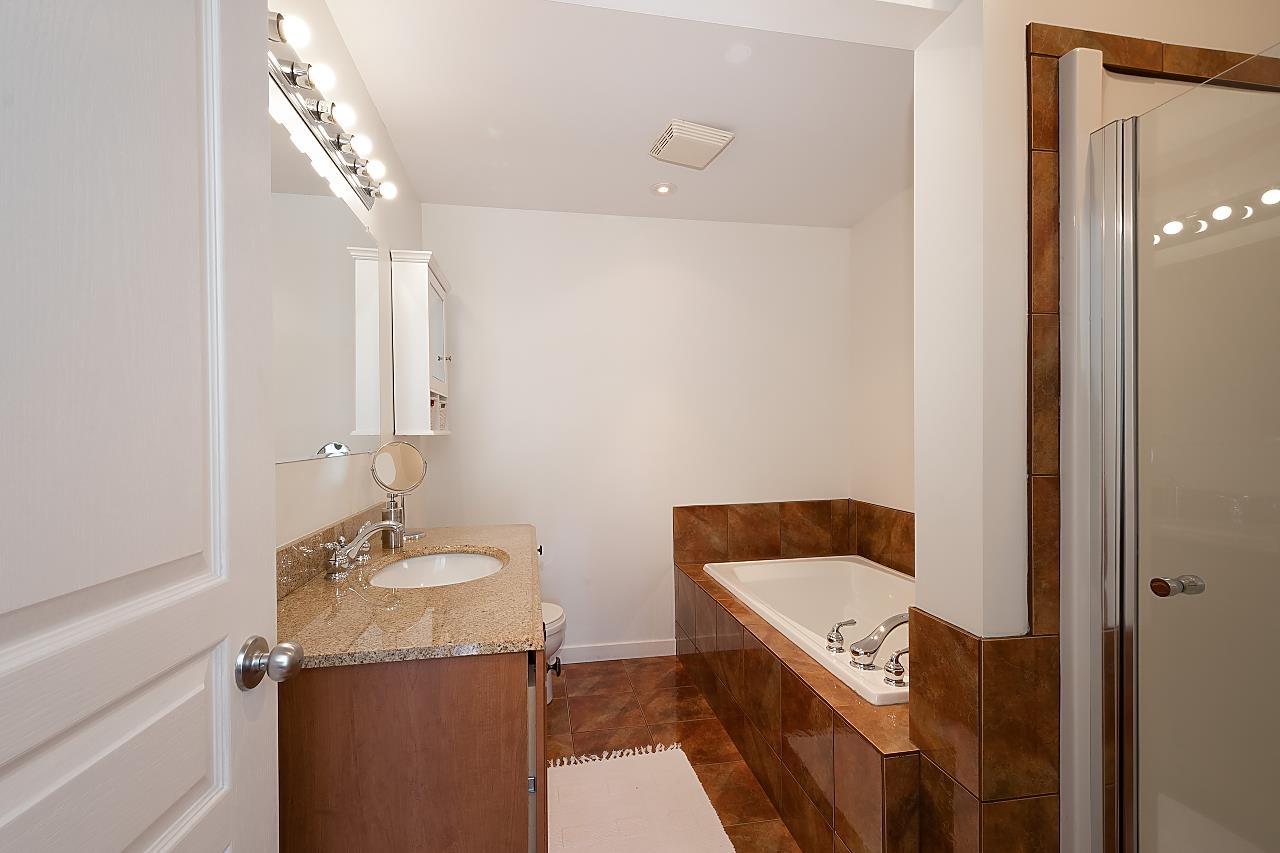 2842 Bayview Street, Surrey, British Columbia  V4A 2Z4 - Photo 32 - R3106772