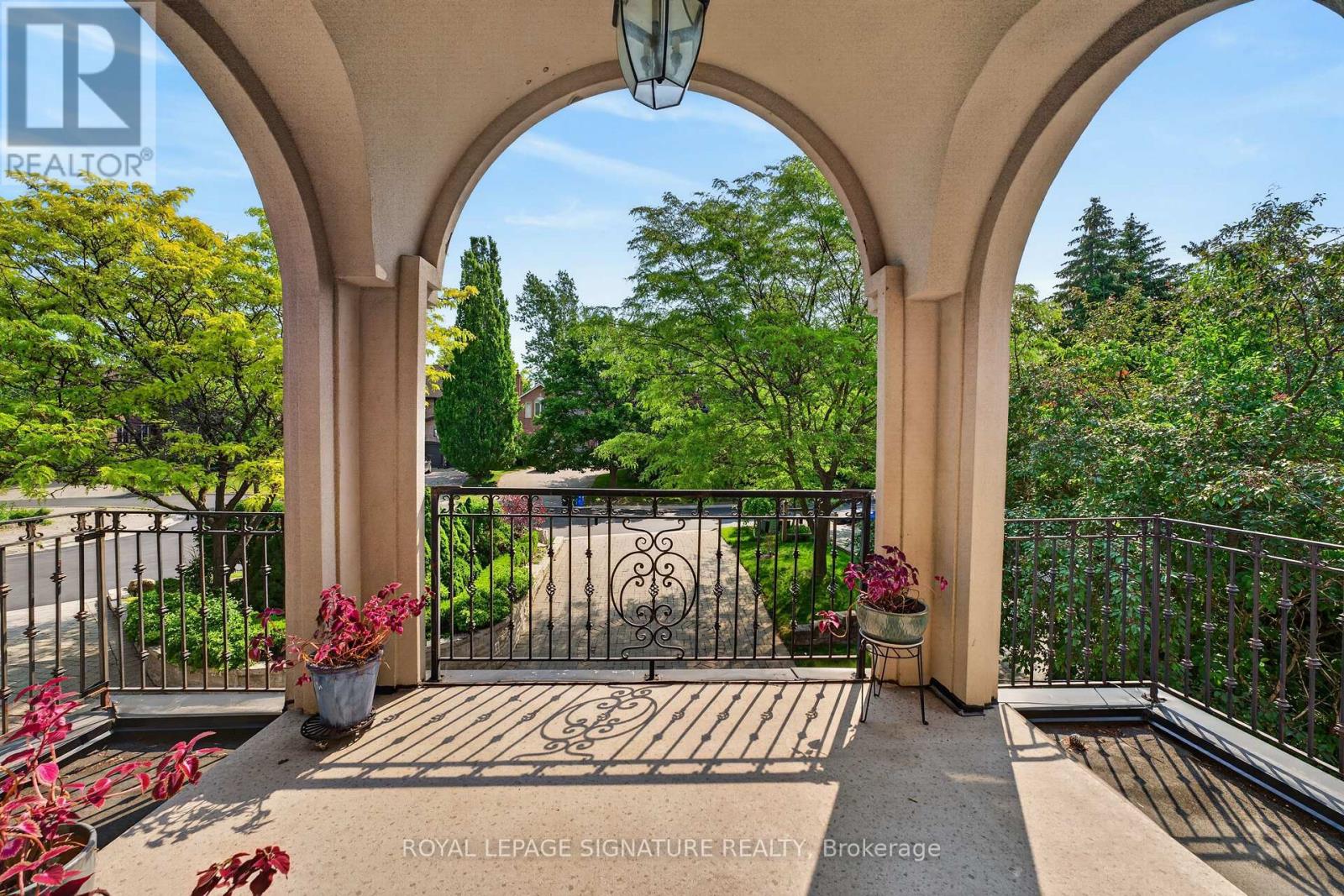 217 Garden Avenue, Richmond Hill, Ontario  L4C 6L8 - Photo 19 - N13428594