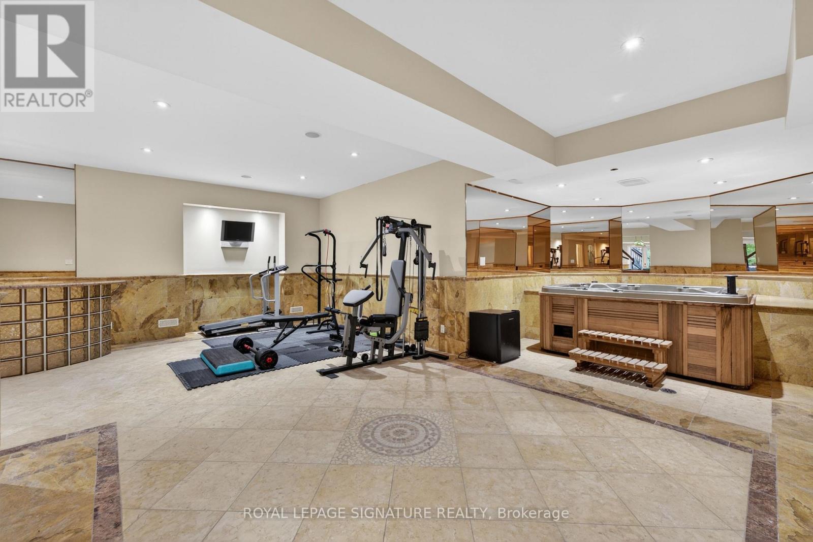 217 Garden Avenue, Richmond Hill, Ontario  L4C 6L8 - Photo 39 - N13428594