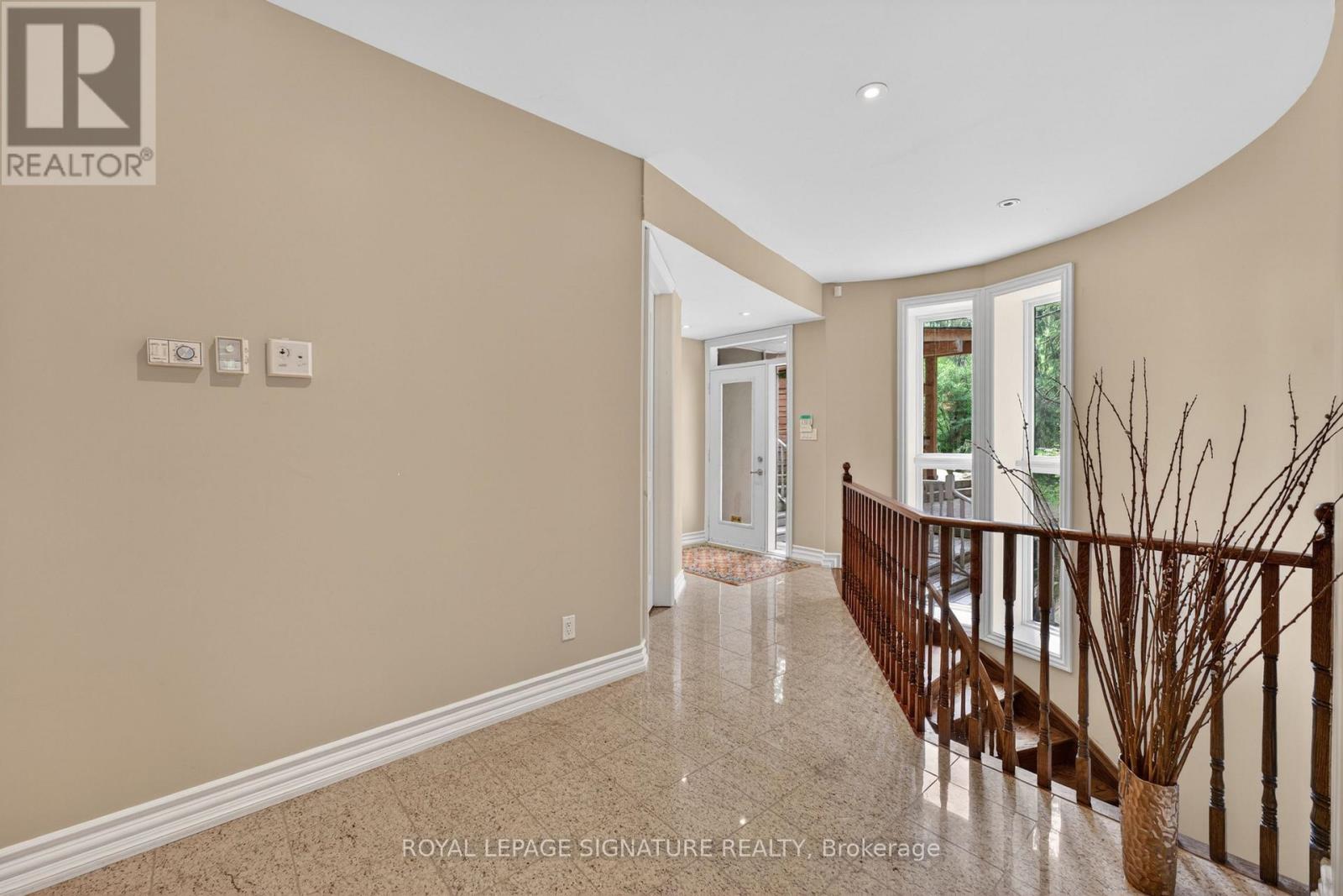217 Garden Avenue, Richmond Hill, Ontario  L4C 6L8 - Photo 28 - N13428594