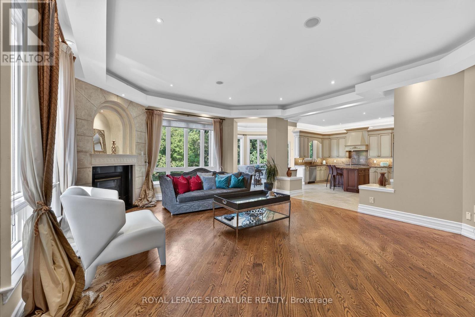 217 Garden Avenue, Richmond Hill, Ontario  L4C 6L8 - Photo 7 - N13428594