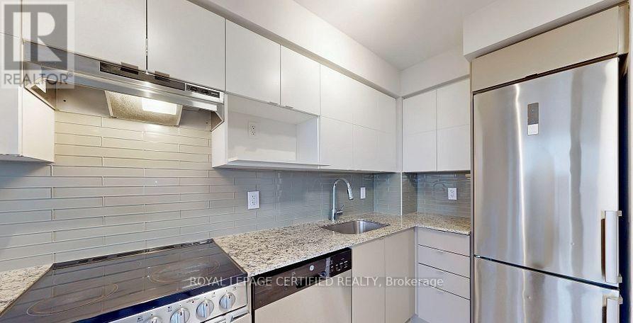 1407 - 120 Varna Drive, Toronto, Ontario  M6A 0B3 - Photo 11 - C13777878