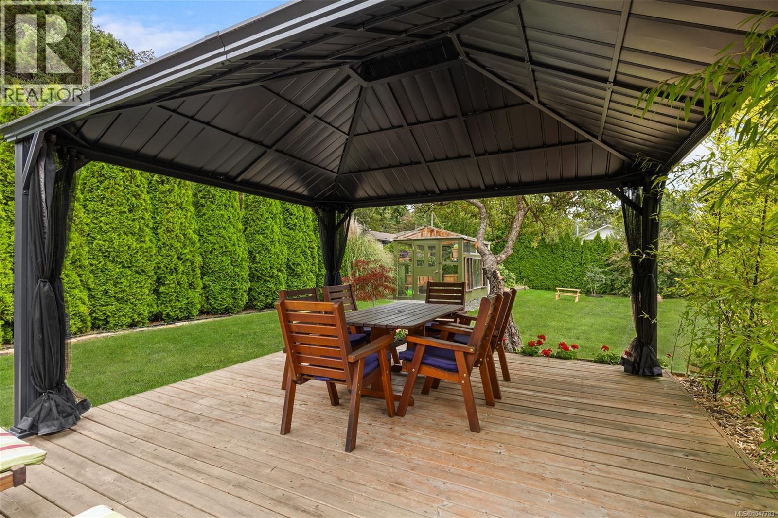 749 Lily Ave photo 40