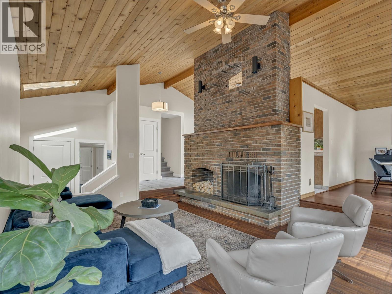 157 Adams Crescent, Penticton, British Columbia  V2A 7B6 - Photo 5 - 10399473