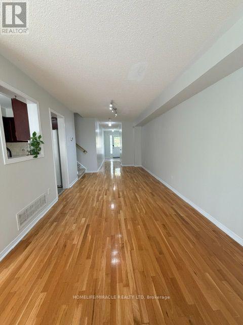 7 - 6391 Spinnaker Circle, Mississauga, Ontario  L5W 1Z4 - Photo 4 - W13777894